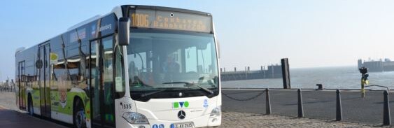 Foto eines Bus als Link zum Fahrplan