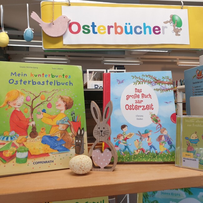 Foto mit Büchern zu Ostern