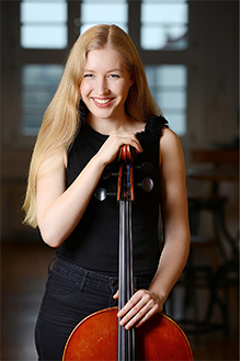 Anouchka Hack © Anke Sundermeier Anouchka Hack © Anke Sundermeier