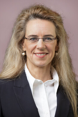 Andrea Pospich - Dezernat I<br>Erste Stadträtin